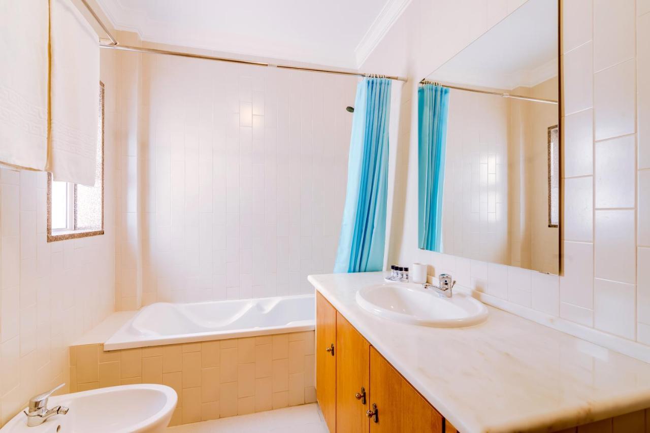 Al- Apartamentos Novos Vista Mar Куартейра Екстериор снимка